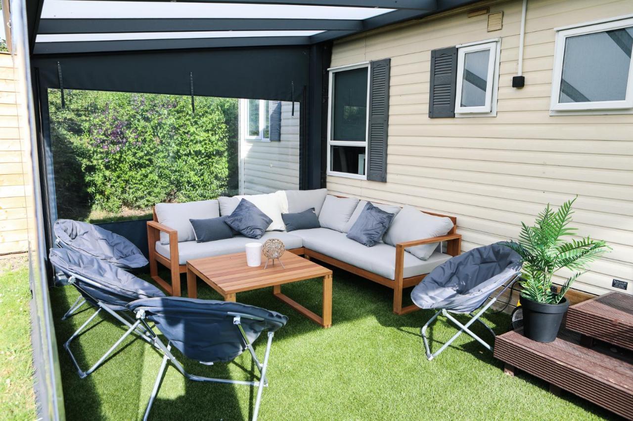 Chalet Op 5* Camping De Paardekreek Кортгене Экстерьер фото