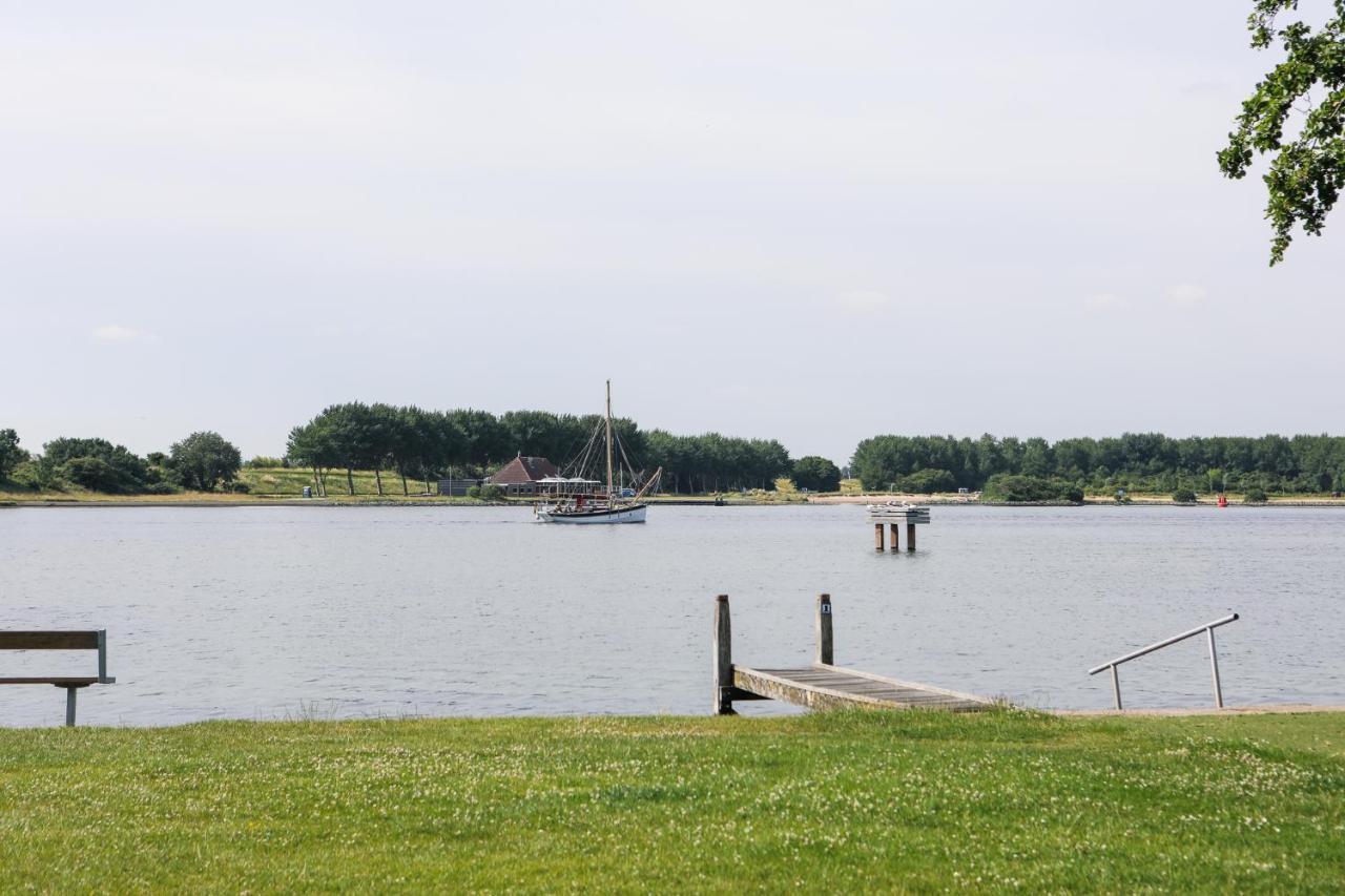 Chalet Op 5* Camping De Paardekreek Кортгене Экстерьер фото