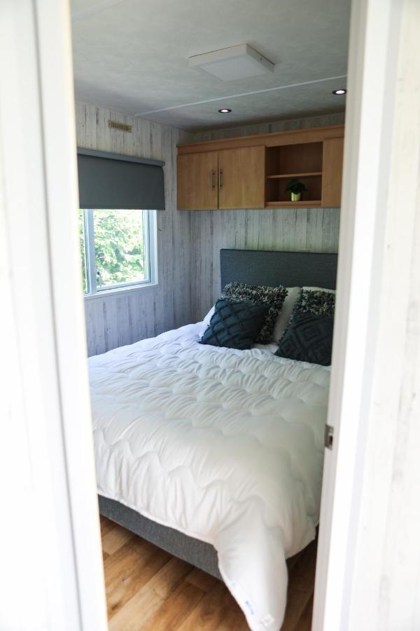 Chalet Op 5* Camping De Paardekreek Кортгене Экстерьер фото