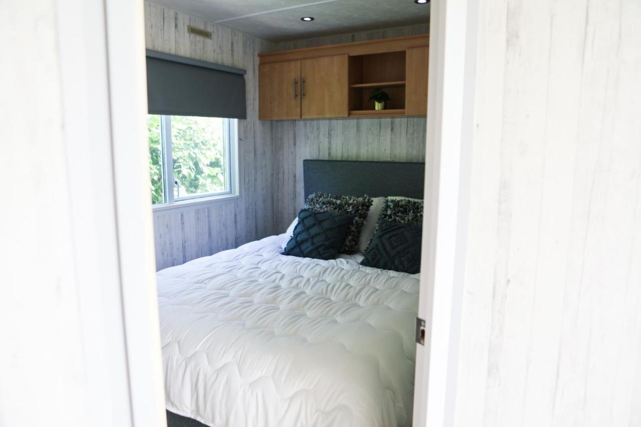 Chalet Op 5* Camping De Paardekreek Кортгене Экстерьер фото